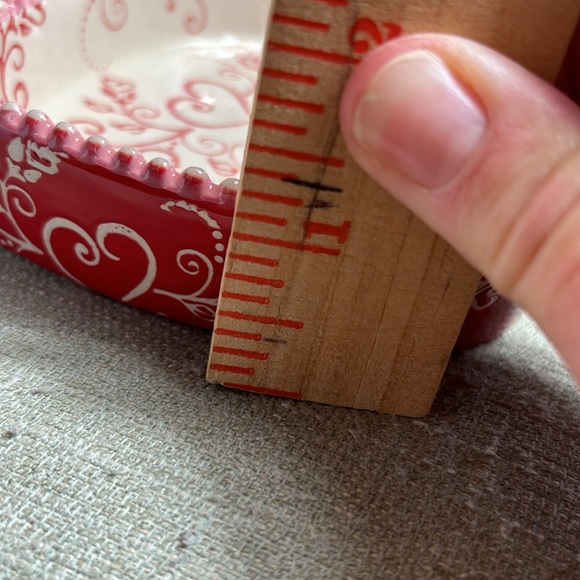 Temp-tations Set of 2, 4 Ounce Dishes. Floral Lace Design. Red/White. 4.5"x5" - Picture 9 of 9